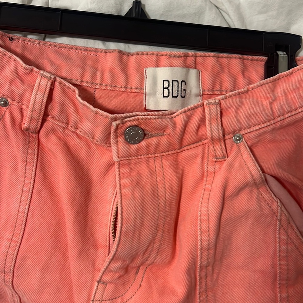 BDG PINK SKATER JEANS